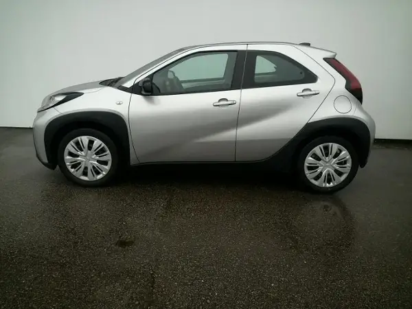 AYGO X AYGO X